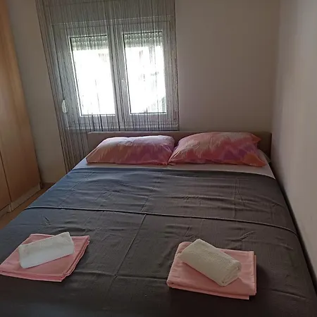 Inga's Place * موستار